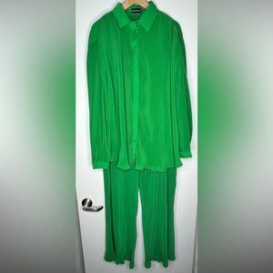 Prettylittlething outfit set